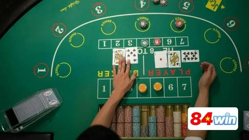Lợi ích của các các biến thể Baccarat online